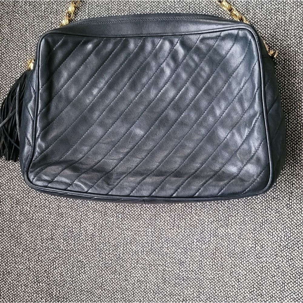 Authentic Vintage Chanel Large Bijou Strap Shoulder Camera CrossBody Bag Purse - Picture 9 of 16
